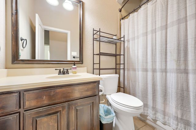 109 Mountain Vista Drive, Fort Worth, TX 76126