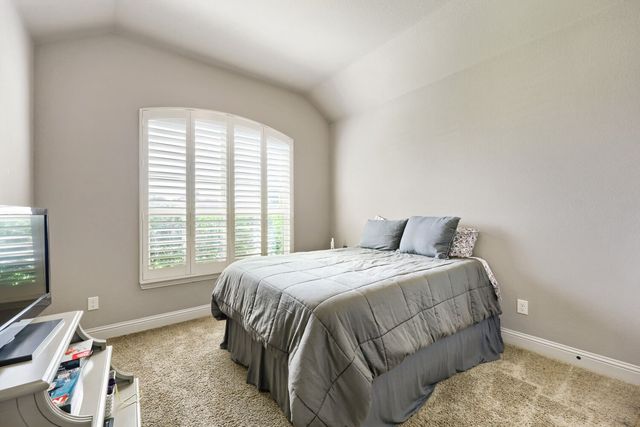 109 Mountain Vista Drive, Fort Worth, TX 76126
