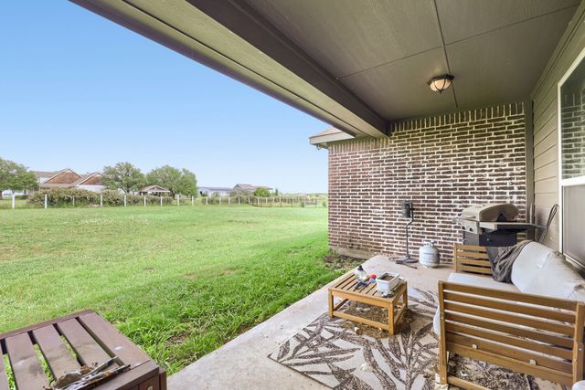 109 Mountain Vista Drive, Fort Worth, TX 76126