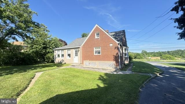 816 N HOUCKSVILLE RD, Hampstead, MD 21074