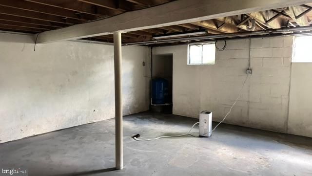 816 N HOUCKSVILLE RD, Hampstead, MD 21074