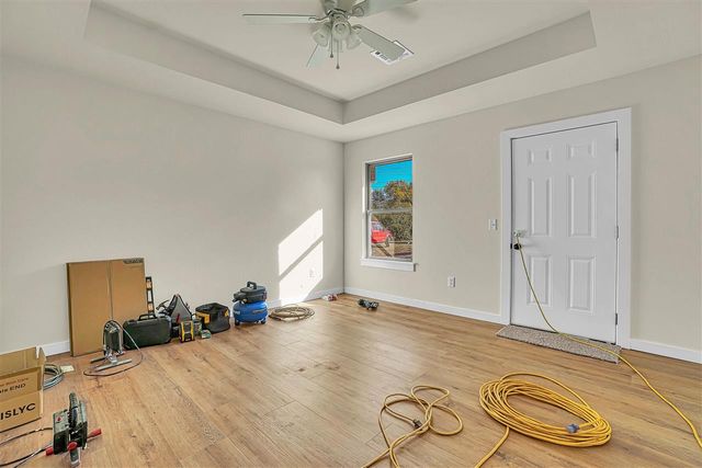 706 Cherry Ave, Cache, OK 73527