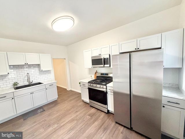 1617 NAUDAIN ST, Harrisburg, PA 17104