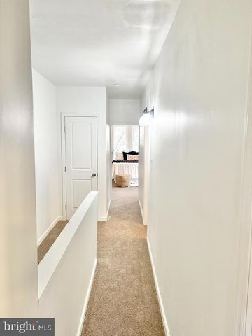 1617 NAUDAIN ST, Harrisburg, PA 17104