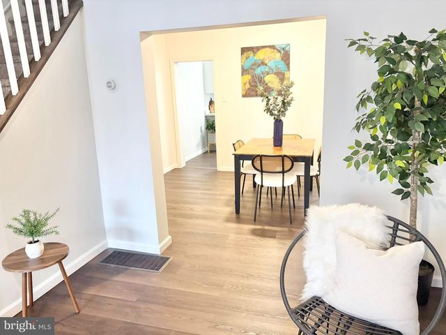 1617 NAUDAIN ST, Harrisburg, PA 17104