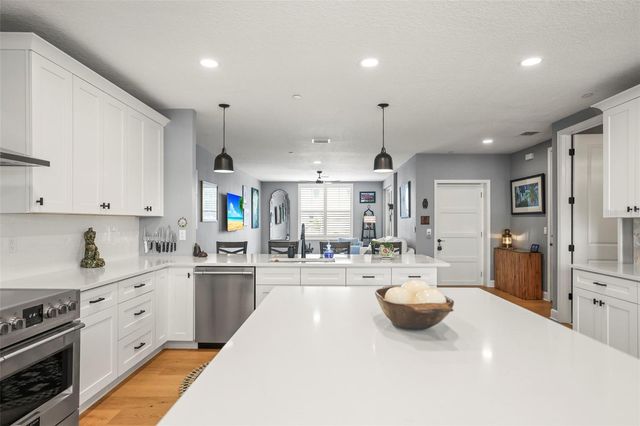 1340 BAYSHORE BOULEVARD 502, Dunedin, FL 34698