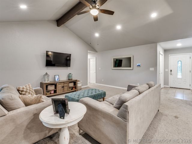 10008 E 33rd Place, Tulsa, OK 74146