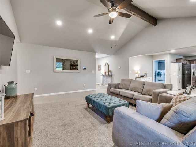 10008 E 33rd Place, Tulsa, OK 74146