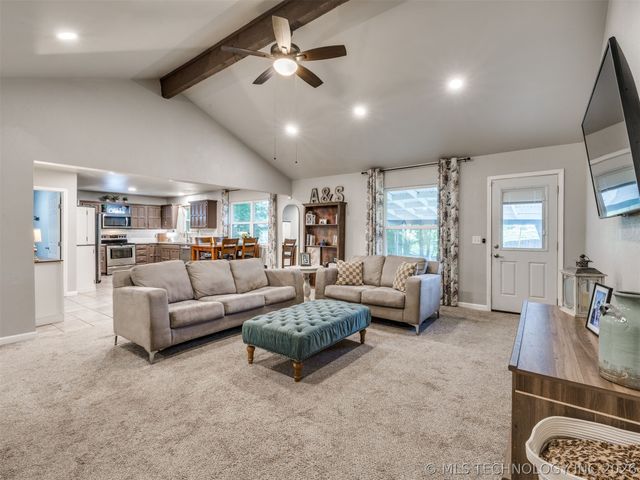 10008 E 33rd Place, Tulsa, OK 74146