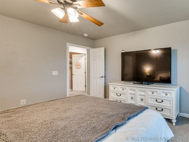 10008 E 33rd Place, Tulsa, OK 74146