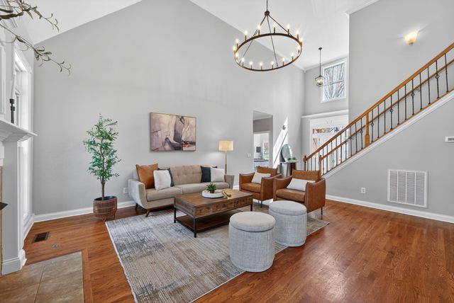 3104 Shropshire Ct, Thompsons Station, TN 37179