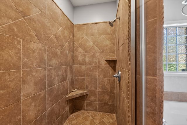 3104 Shropshire Ct, Thompsons Station, TN 37179