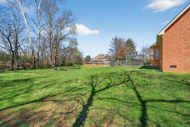 3104 Shropshire Ct, Thompsons Station, TN 37179