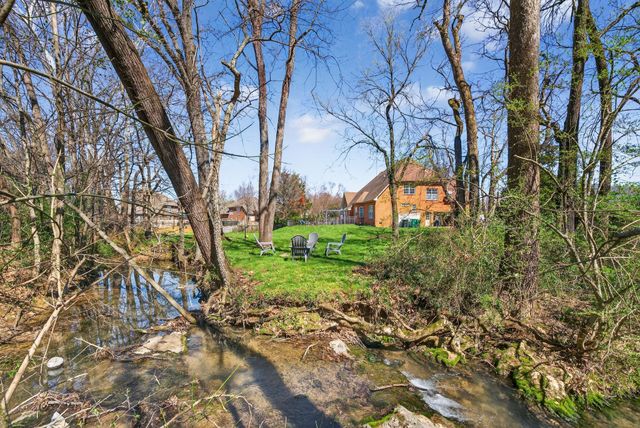 3104 Shropshire Ct, Thompsons Station, TN 37179