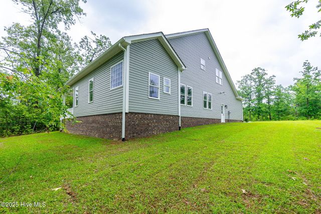 2404 Starling Lane, New Bern, NC 28562
