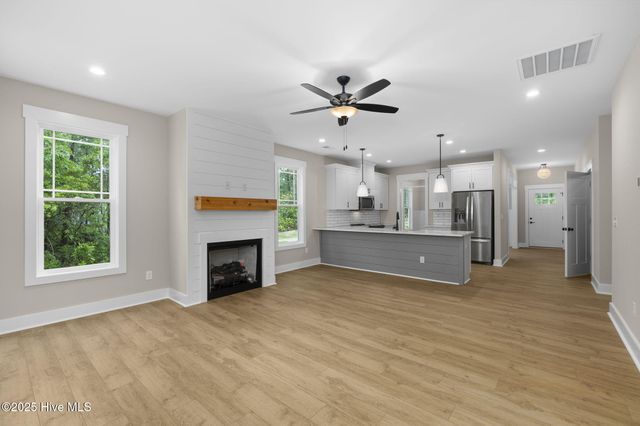 2404 Starling Lane, New Bern, NC 28562