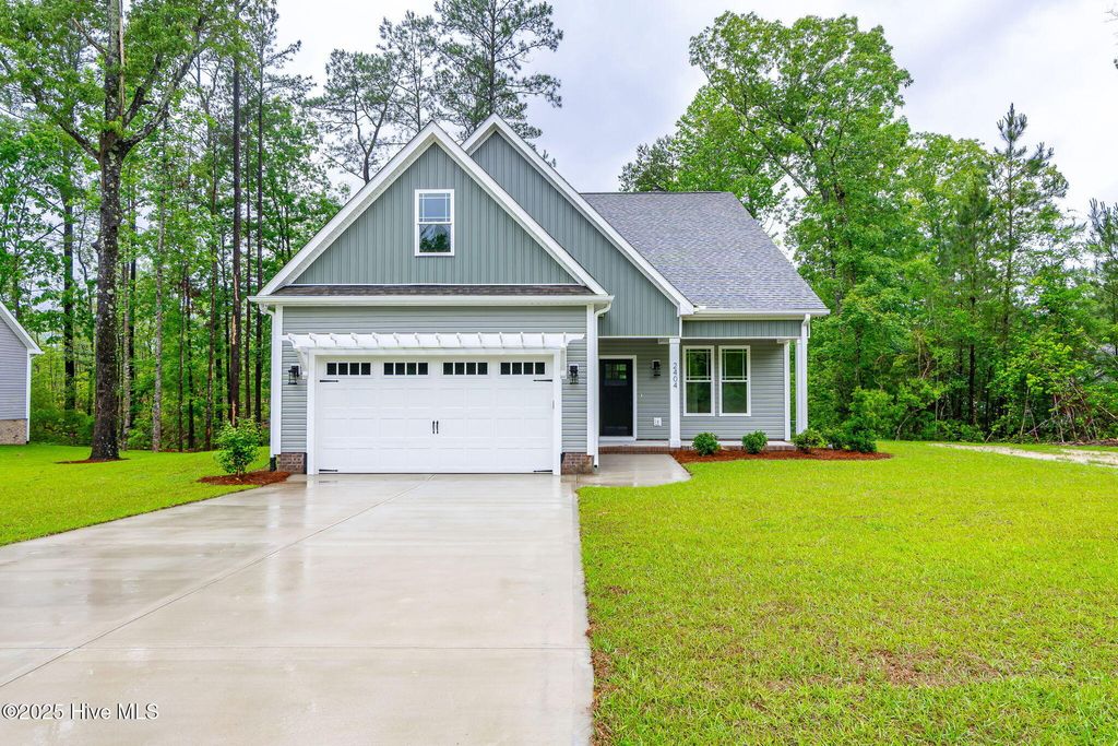 2404 Starling Lane, New Bern, NC 28562