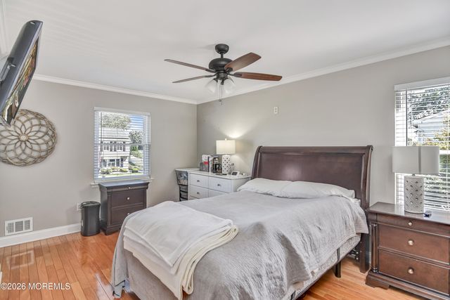 4 Scarlet Lane, Howell, NJ 07731