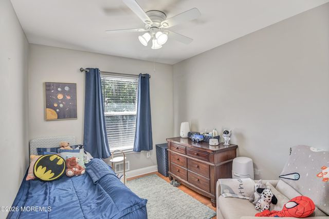 4 Scarlet Lane, Howell, NJ 07731