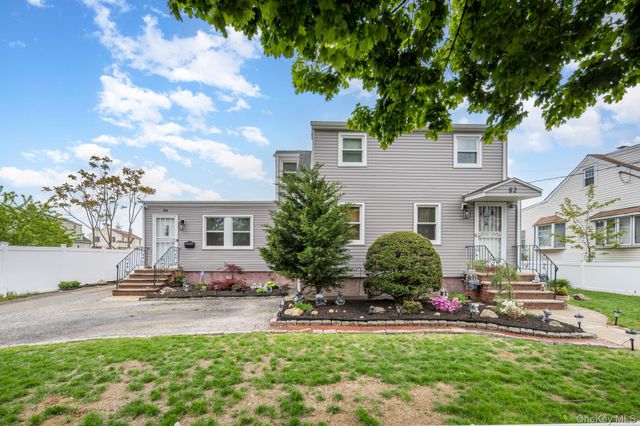82 Nottingham Avenue, Valley Stream, NY 11580
