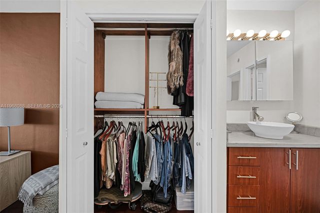 5700 Collins Ave 12K, Miami Beach, FL 33140