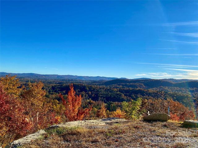 21 Marble Heights e1, Hendersonville, NC 28791