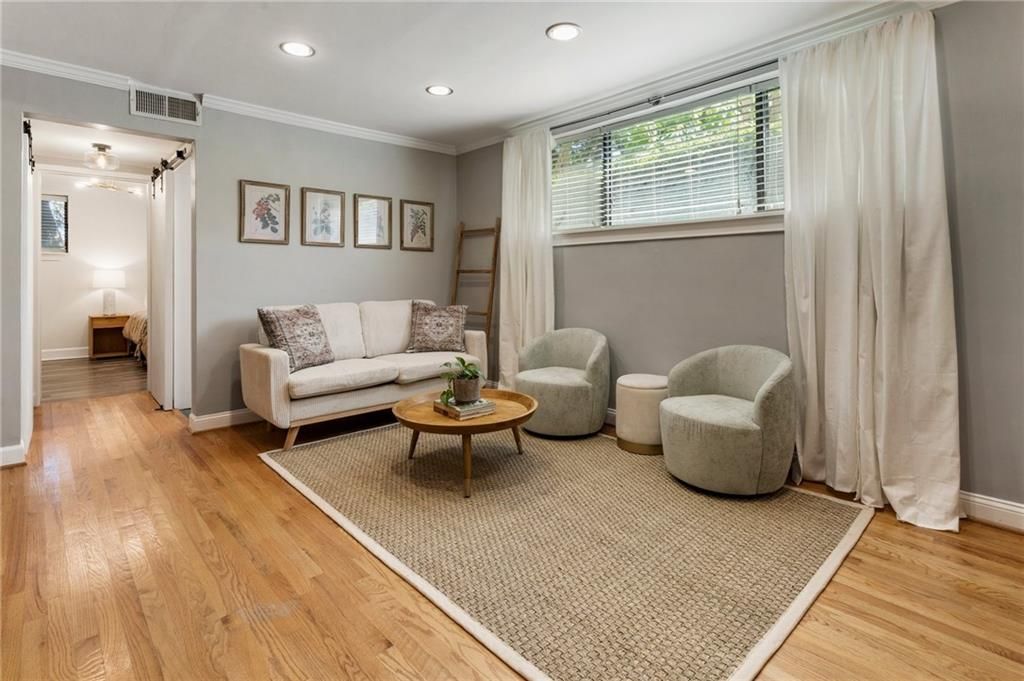 880 Glendale NE Terrace 9, Atlanta, GA 30308