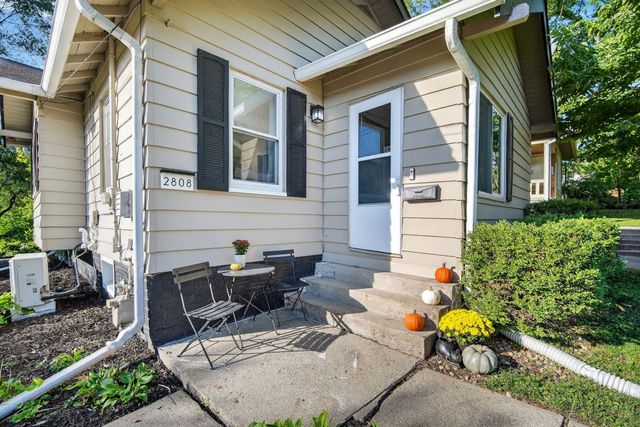 2808 School Street, Des Moines, IA 50311