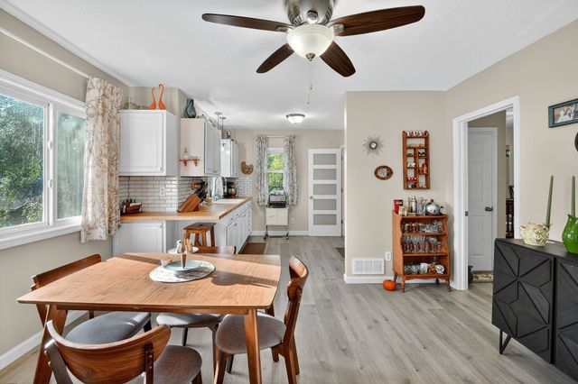 2808 School Street, Des Moines, IA 50311