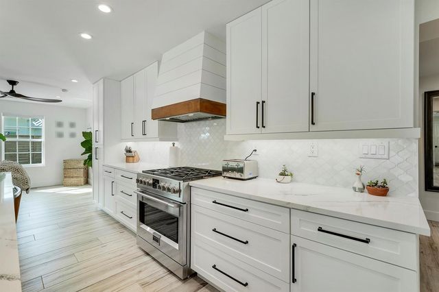 731 Cruiser Road S, North Palm Beach, FL 33408