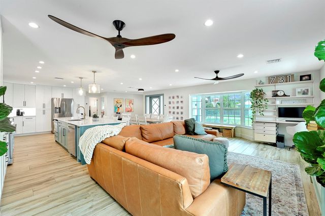 731 Cruiser Road S, North Palm Beach, FL 33408