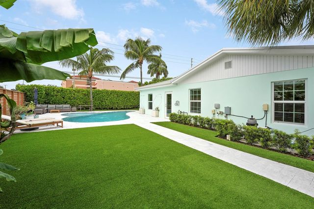 731 Cruiser Road S, North Palm Beach, FL 33408