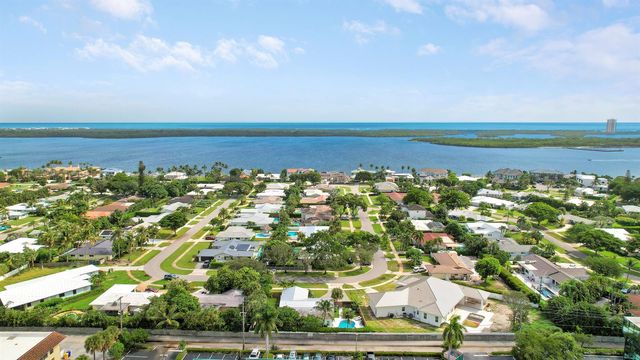 731 Cruiser Road S, North Palm Beach, FL 33408