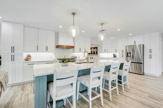 731 Cruiser Road S, North Palm Beach, FL 33408