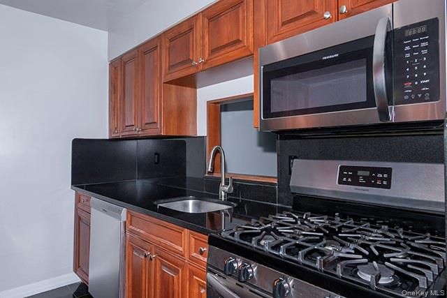 248 Lake Pointe Drive 164, Middle Island, NY 11953