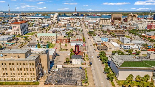 811 24th Street, Galveston, TX 77550