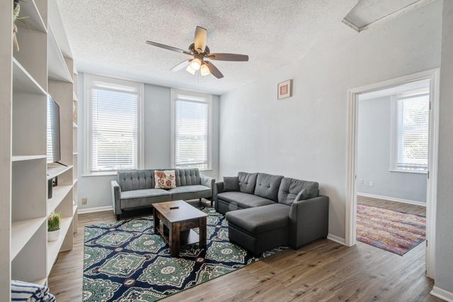 811 24th Street, Galveston, TX 77550