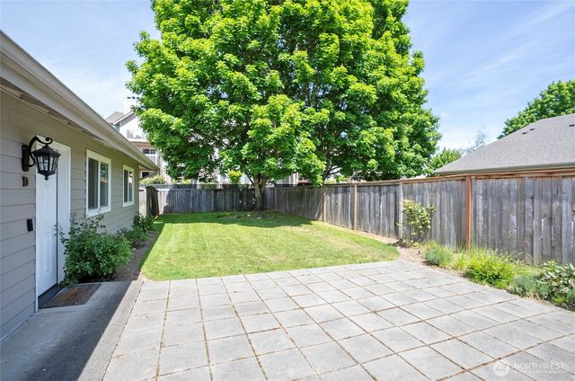 9809 132nd St Court E #D, Puyallup, WA 98373