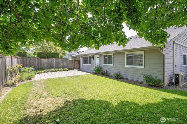9809 132nd St Court E #D, Puyallup, WA 98373