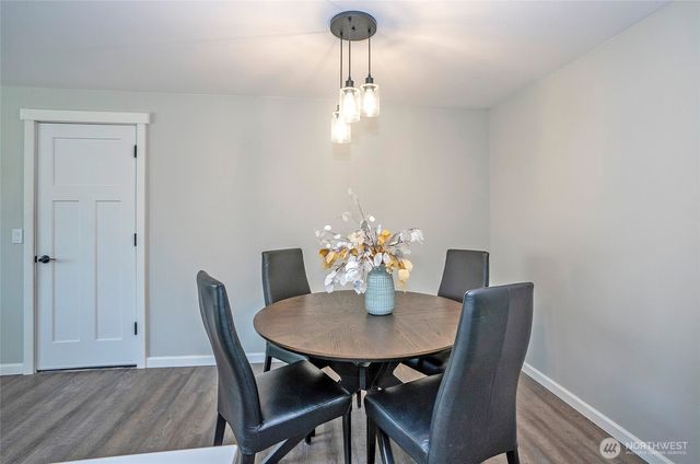 9809 132nd St Court E #D, Puyallup, WA 98373