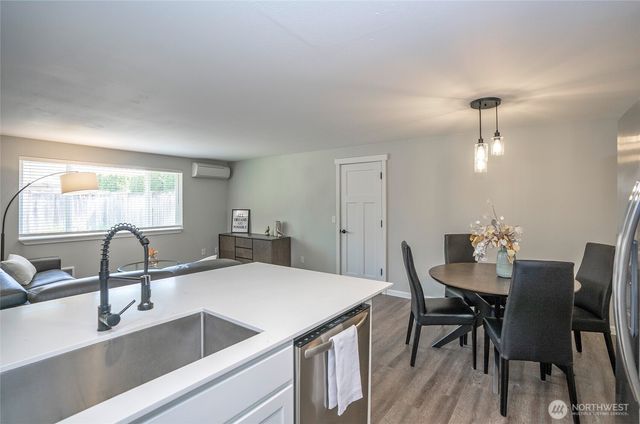 9809 132nd St Court E #D, Puyallup, WA 98373