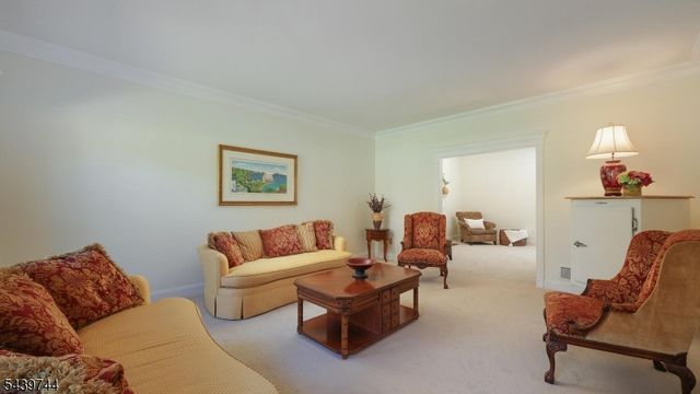195 Fairfield Ln, Hillsborough Twp., NJ 08844