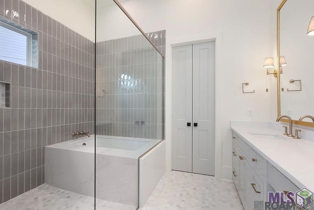 3183 Pointe-marie Dr, Baton Rouge, LA 70820