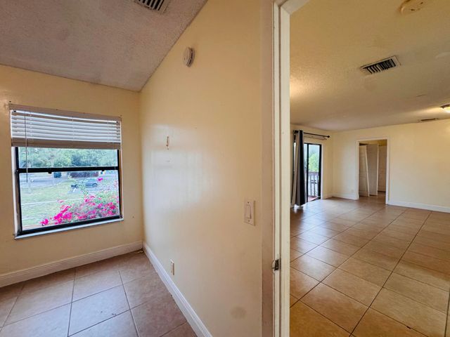 7 CROSSINGS Circle G, Boynton Beach, FL 33435