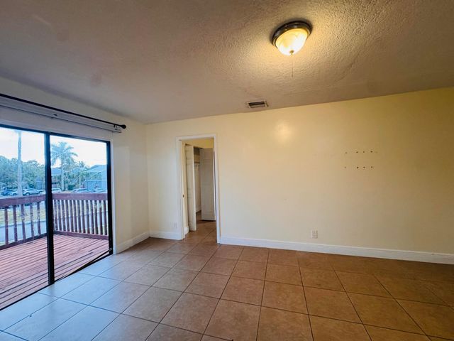 7 CROSSINGS Circle G, Boynton Beach, FL 33435