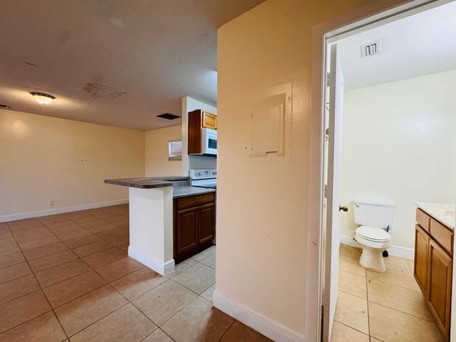7 CROSSINGS Circle G, Boynton Beach, FL 33435
