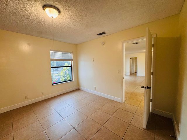 7 CROSSINGS Circle G, Boynton Beach, FL 33435