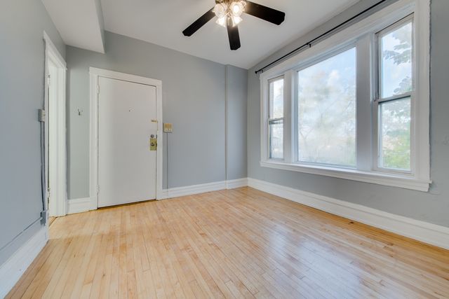 2511 W Le Moyne Street 3, Chicago, IL 60622