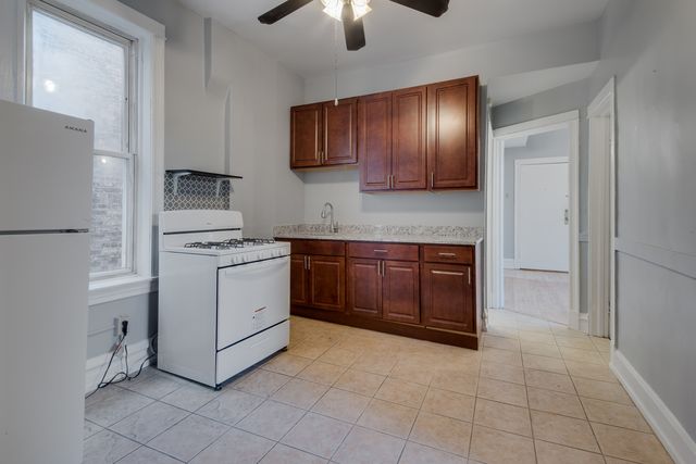 2511 W Le Moyne Street 3, Chicago, IL 60622