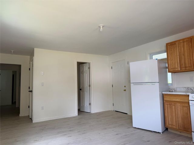 50 S Montgomery Street 7, Walden, NY 12586